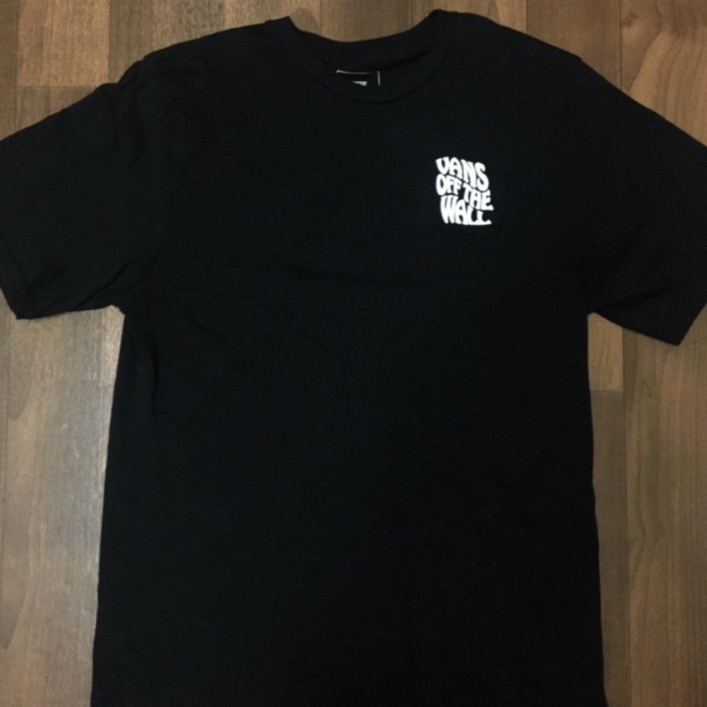 the coolest vans tee :))